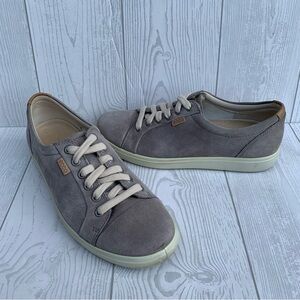 ECCO Soft 7 Lace-Up Low Top Sneakers Taupe Size 7